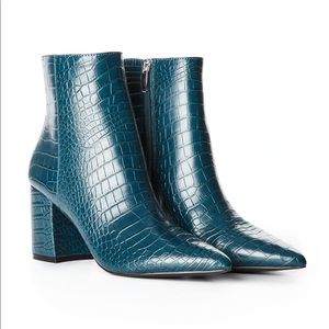 Steve Madden Nadalie Pointed Toe Bootie